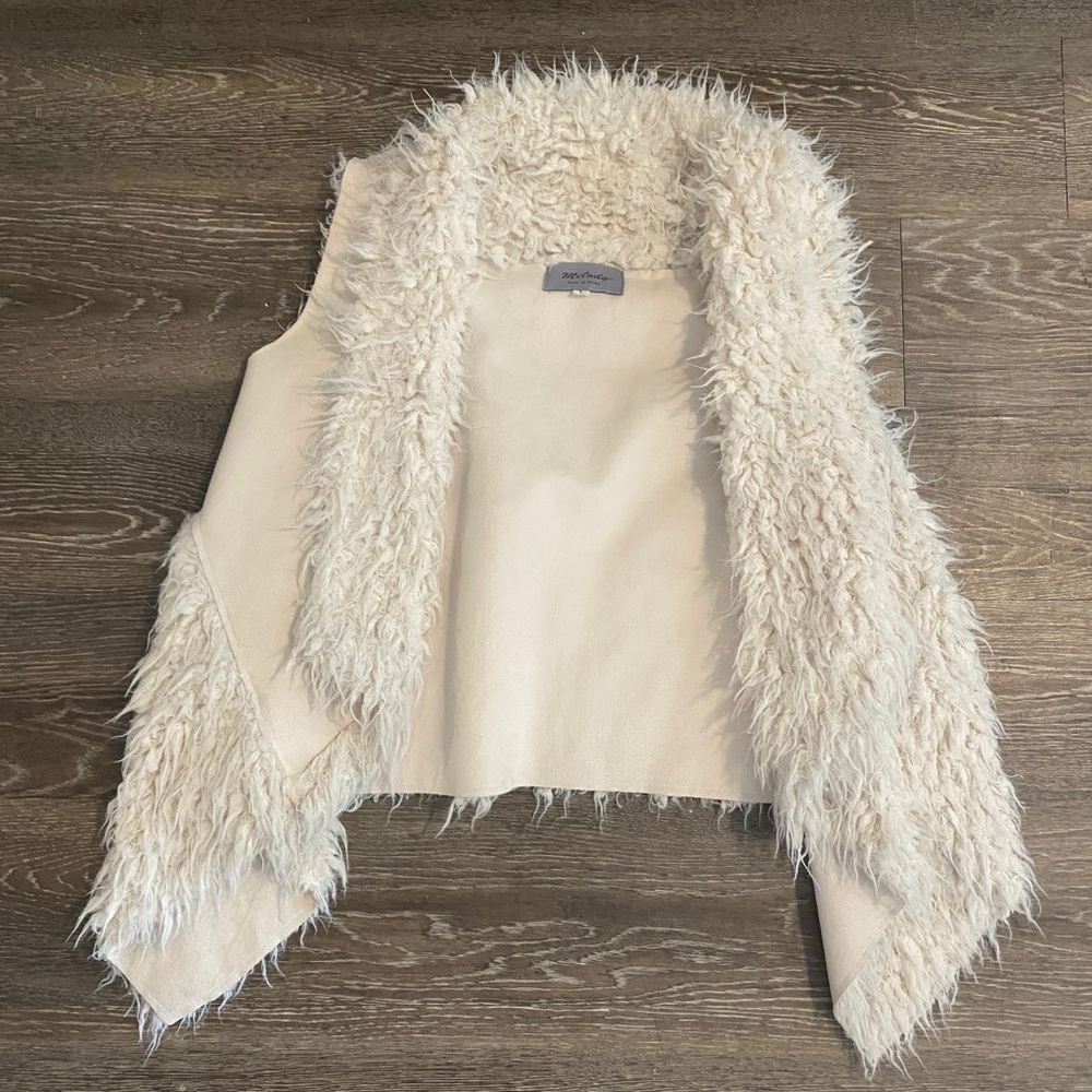 Fur vest